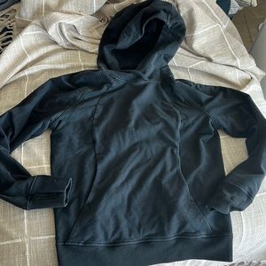 Black lululemon hoodie